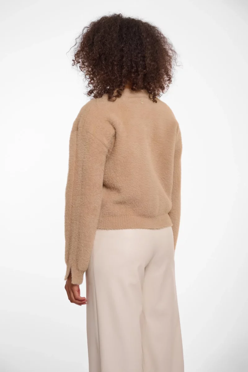 Isarea Short Cardigan - Image 6