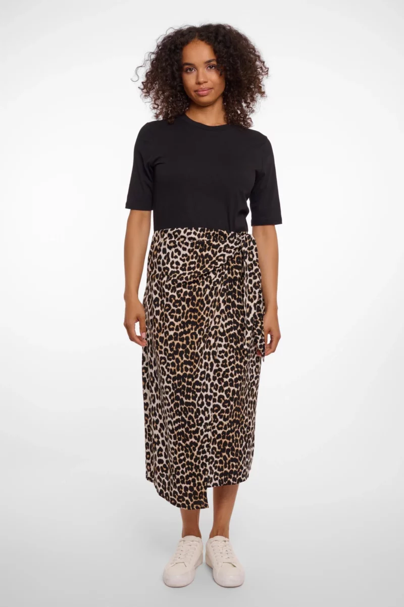 Mila Leopard Print Dress - Image 4