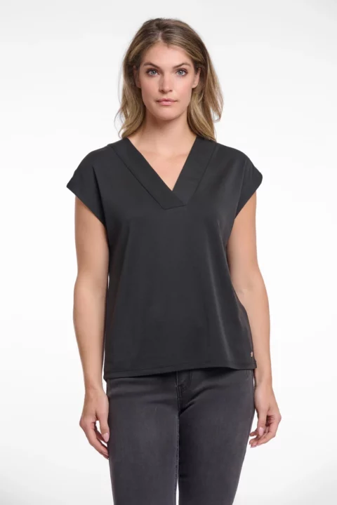 Oda V-Neck Top